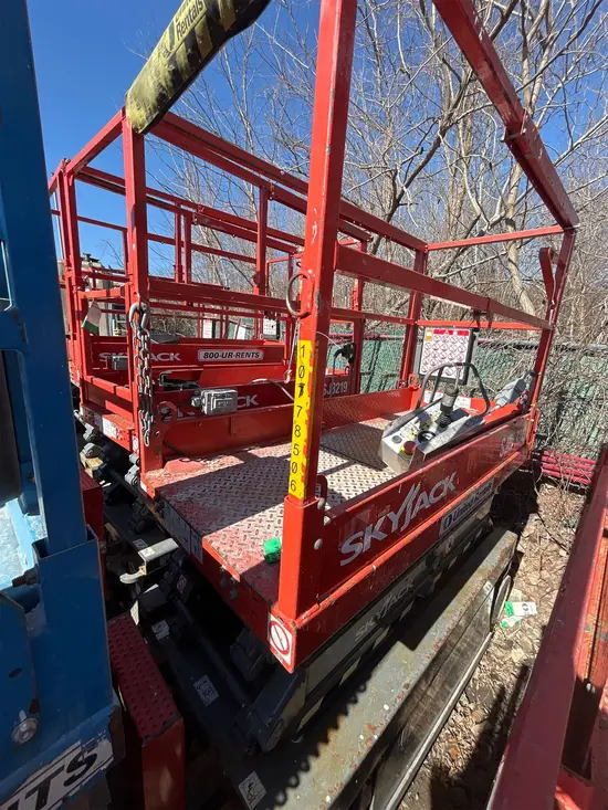 2018 Skyjack SJIII3219 Scissor Lift