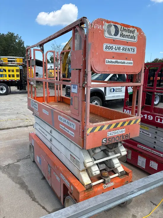 2020 Snorkel S3226E Scissor Lift