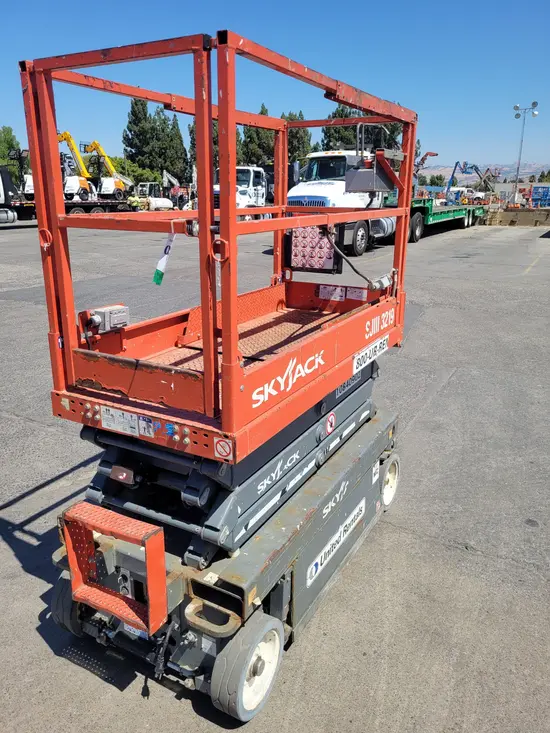 2018 Skyjack SJIII3219 Scissor Lift