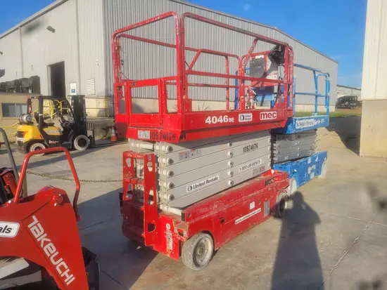 2017 MEC 4046SE Scissor Lift