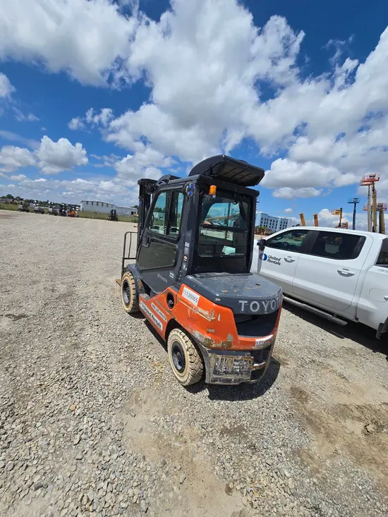 2020 Toyota 8FDU30 Warehouse Forklift