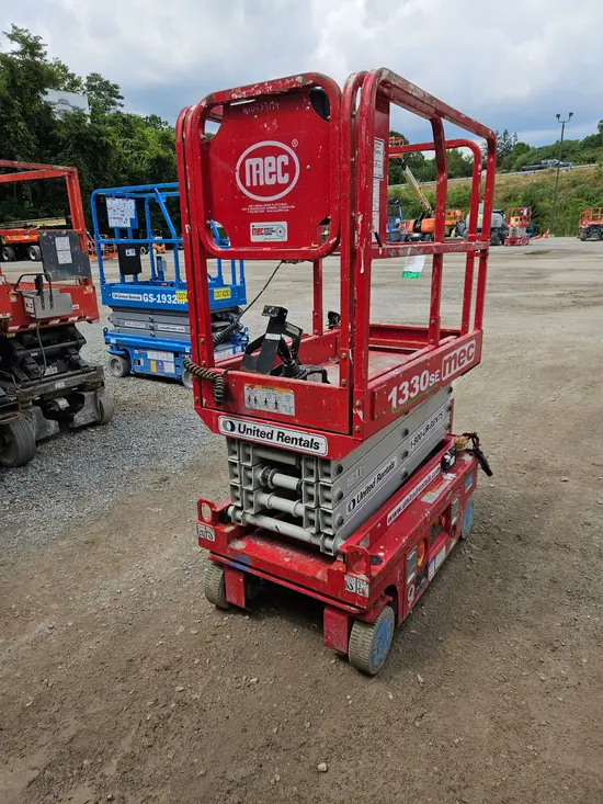 2019 MEC 1330SE Scissor Lift