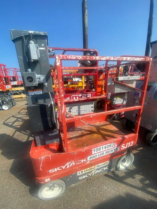 2017 Skyjack SJ12 Self-Propelled One-Person Lift