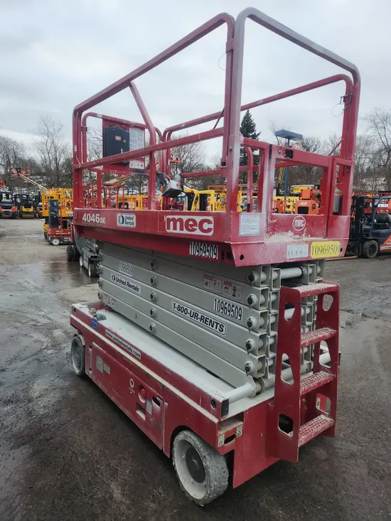 2019 MEC 4046SE Scissor Lift