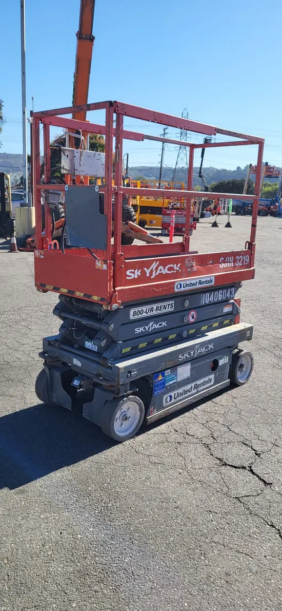 2015 Skyjack SJIII3219 Scissor Lift