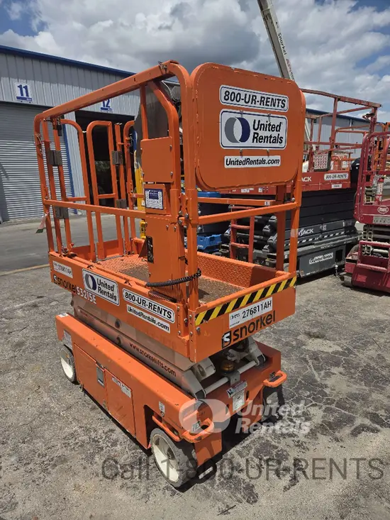 2021 Snorkel S3215E Scissor Lift