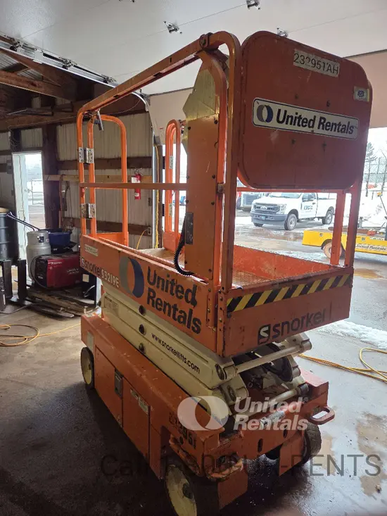 2019 Snorkel S3219E Scissor Lift
