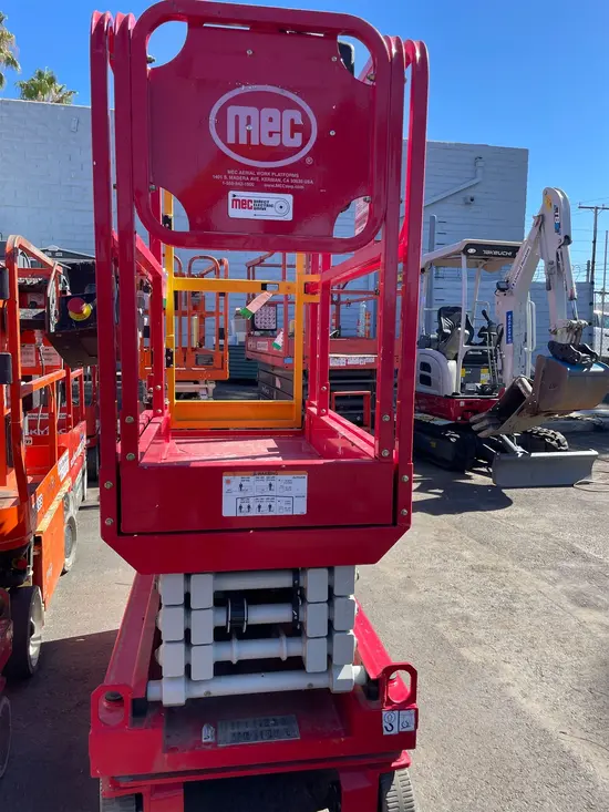 2018 MEC 1330SE Scissor Lift