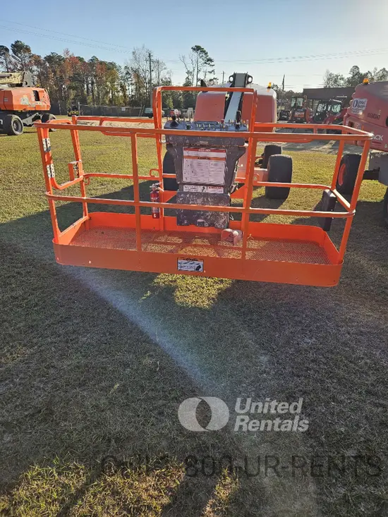 2017 JLG 400S Boom Lift