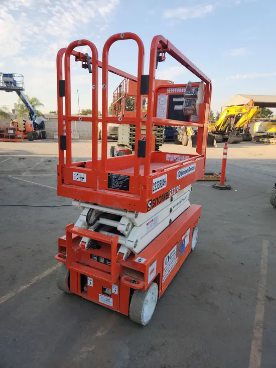 2019 Snorkel S3219E Scissor Lift