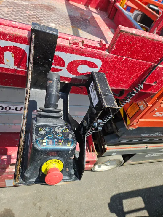 2018 MEC 4046SE Scissor Lift