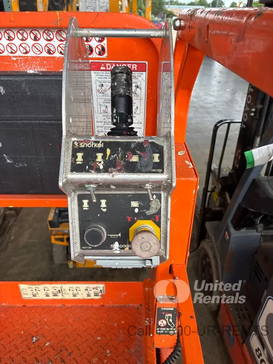 2020 Snorkel S3219E Scissor Lift
