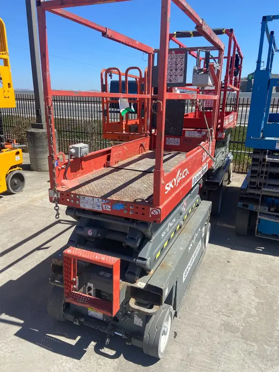 2018 Skyjack SJIII3219 Scissor Lift