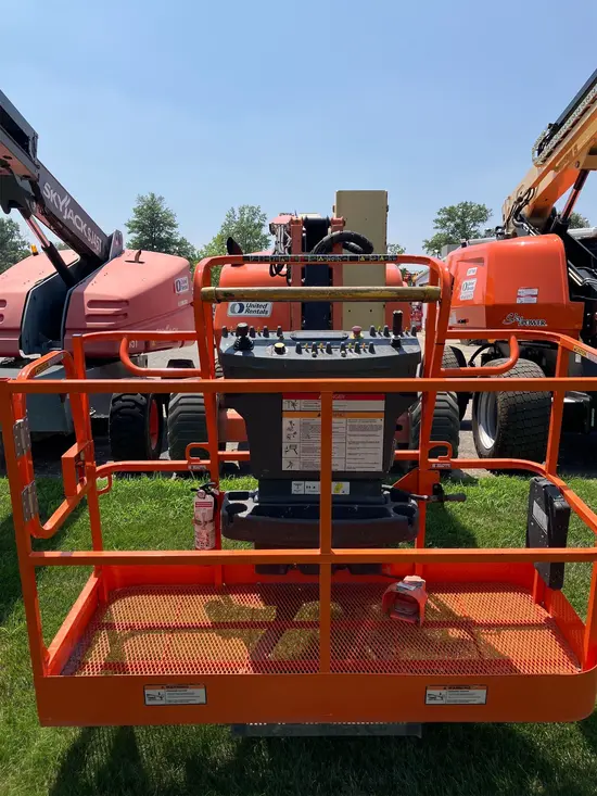 2017 JLG 450AJ Articulating Boom Lift
