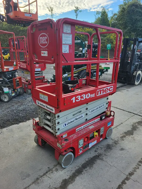 2018 MEC 1330SE Scissor Lift