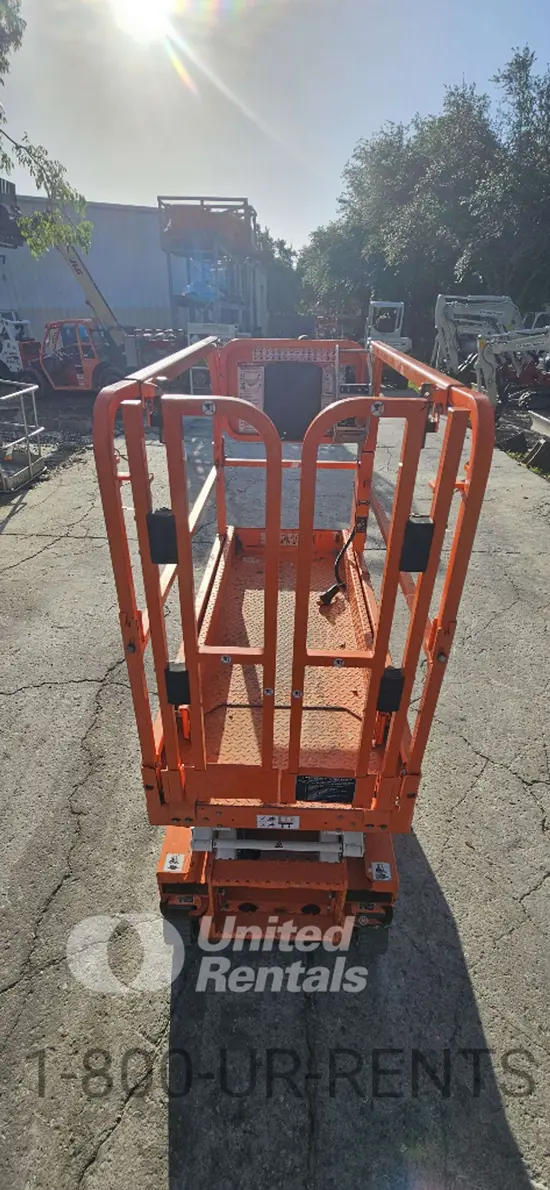 2021 Snorkel S3215E Scissor Lift
