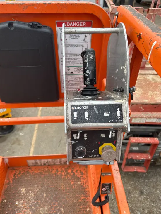 2019 Snorkel S3226E Scissor Lift