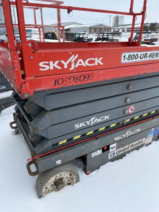 2016 Skyjack SJIII4632 Scissor Lift