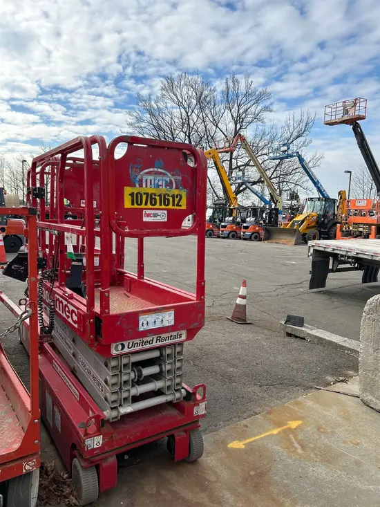 2018 MEC 1330SE Scissor Lift