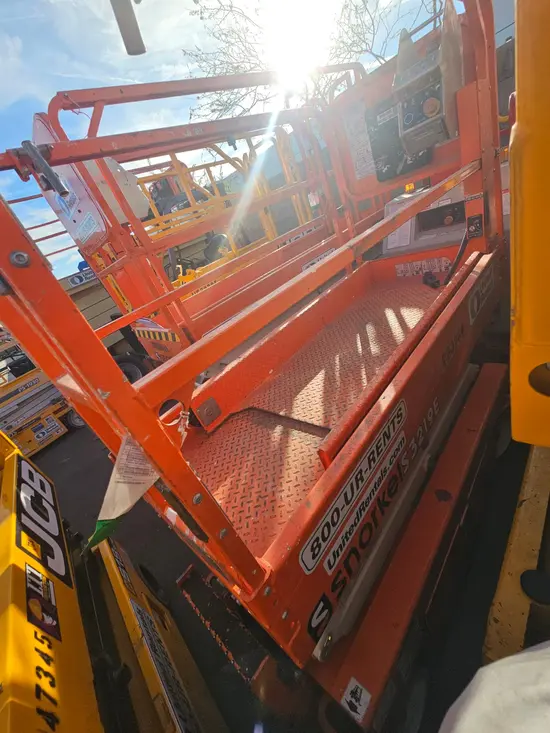2019 Snorkel S3219E Scissor Lift