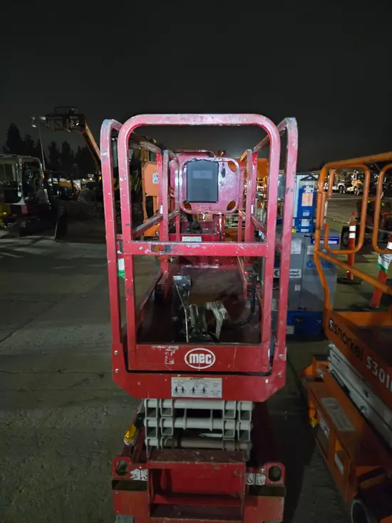 2019 MEC 1330SE Scissor Lift