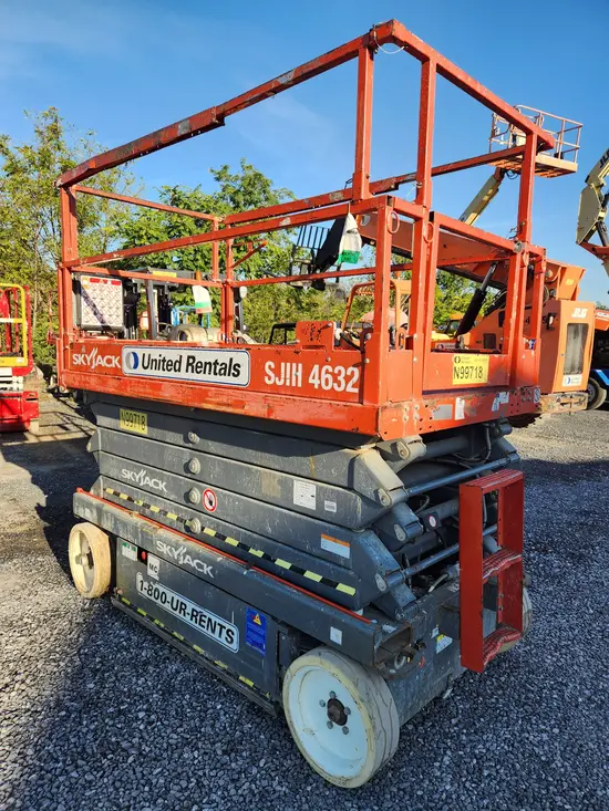 2017 Skyjack SJIII4632 Scissor Lift
