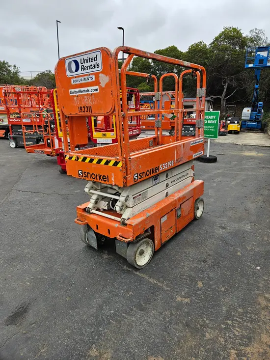 2017 Snorkel S3219E Scissor Lift