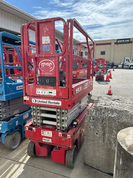 2018 MEC 1930SE Scissor Lift