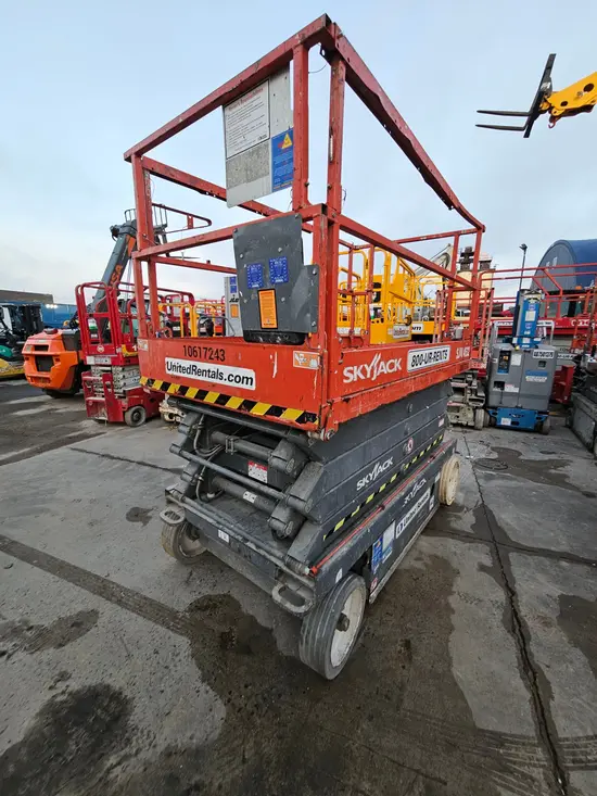 2017 Skyjack SJIII4632 Scissor Lift