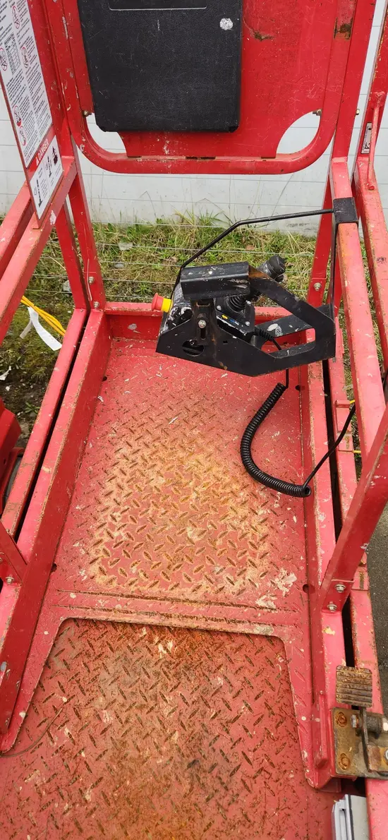 2019 MEC 1330SE Scissor Lift
