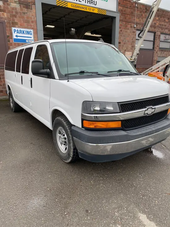 2017 Chevrolet E3500EXTLSGRWD
