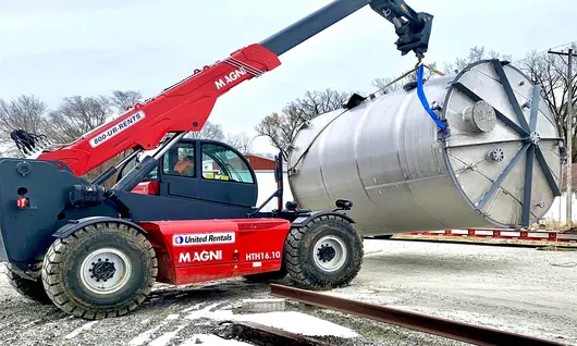 Magni Telehandler Winter