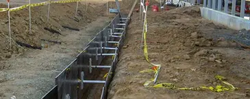 vertical hydraulic shore
