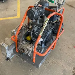 2018 Husqvarna SOFF CUT 4000 Street Saw/Blade