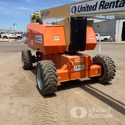 2018 JLG 800AJ Articulating Boom Lift