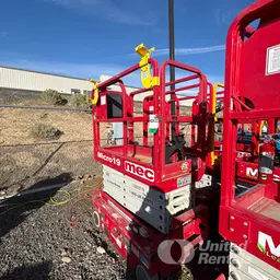 2018 MEC MICRO 19 Scissor Lift
