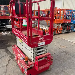 2018 MEC MICRO 19 Scissor Lift