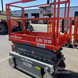 2018 Skyjack SJIII3219 Scissor Lift