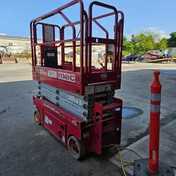 2018 MEC 1930SE Scissor Lift