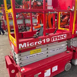 2021 MEC MICRO 19 Scissor Lift