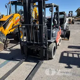 2019 Toyota 8FGU25 Warehouse Forklift