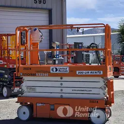 2018 Snorkel S3226E Scissor Lift