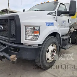 2019 Ford F-750 Water Truck
