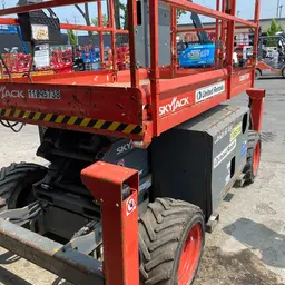 2020 Skyjack SJ6826RT Rough Terrain Scissor Lift