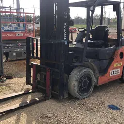 2015 Toyota 8FD35U Forklift