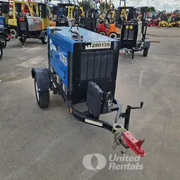 2021 Miller Welders Big Blue 300R Welder