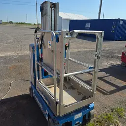 2019 Genie GR-20 Self-Propelled One-Person Lift