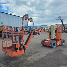 2015 JLG E300AJP Articulating Boom Lift