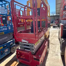 2017 MEC 1330SE Scissor Lift