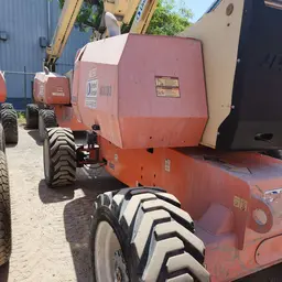 2017 JLG 800AJ Articulating Boom Lift